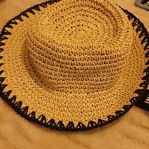 NWTWomens I.N.C Beige And Black Adjustable Straw Hat